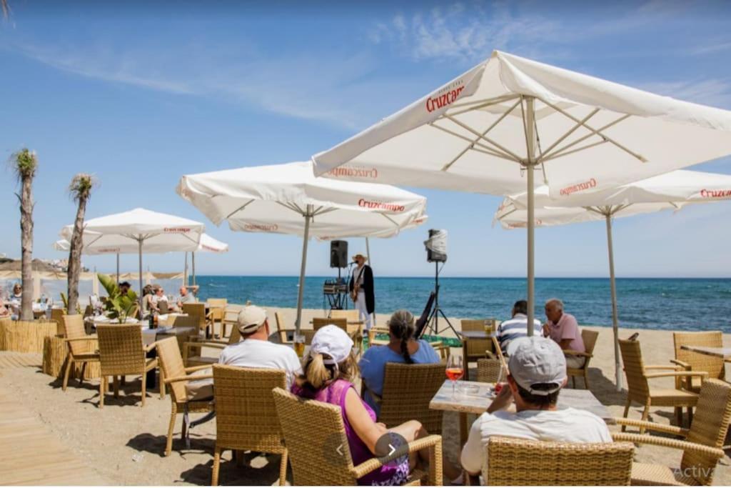 דירות Sitio de Calahonda Algaida Beachfront - Seaview Studio Costa Del Sol מראה חיצוני תמונה