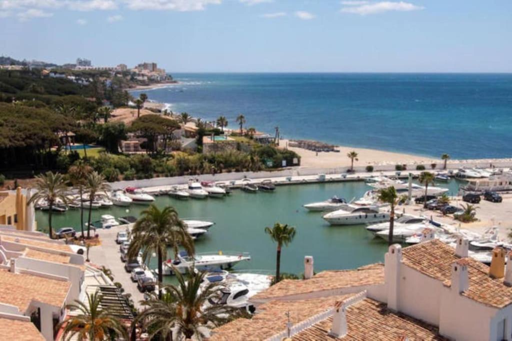 דירות Sitio de Calahonda Algaida Beachfront - Seaview Studio Costa Del Sol מראה חיצוני תמונה